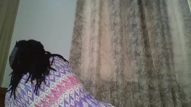 Snapshot of sweet_sassy_ chatting on October 10, 2025, 5:28 am sweet sassy online show from October 10, 2025, 5:28 am