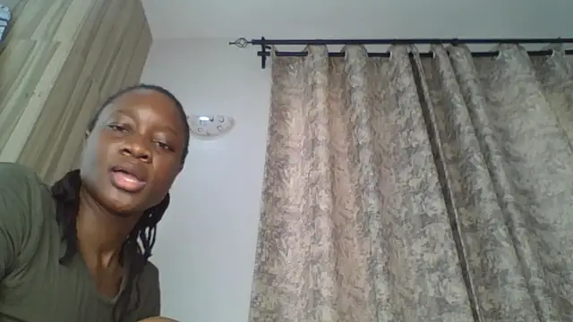 Snapshot of sweet_sassy_ chatting on November 1, 2025, 4:25 am sweet sassy online show from November 1, 2025, 4:25 am