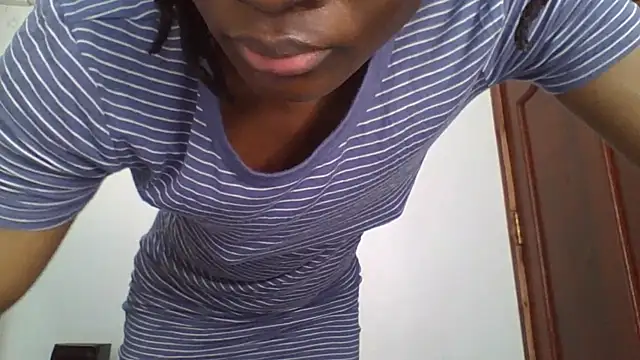 Snapshot of sweet_sassy_ chatting on November 13, 2025, 4:22 am sweet sassy online show from November 13, 2025, 4:22 am