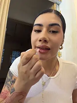 clarachanelricek online show from April 10, 2026, 9:08 pm