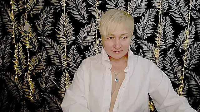 Olivia playful online show from March 6, 2025, 3:13 pm