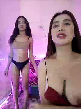 Snapshot of SexyDominnantcheska chatting on February 7, 2025, 2:50 am SexyDominnantcheska online show from February 7, 2025, 2:50 am