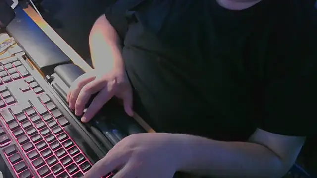 Smallcock22 online show from March 28, 2026, 4:28 pm