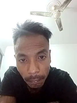 Snapshot of Lent_Medium chatting on October 31, 2025, 5:14 pm Lent Medium online show from October 31, 2025, 5:14 pm