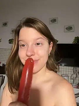 kimczii online show from February 7, 2025, 10:29 am