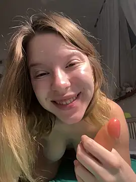 kimczii online show from December 18, 2025, 7:25 am