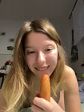 kimczii online show from April 2, 2026, 6:22 am