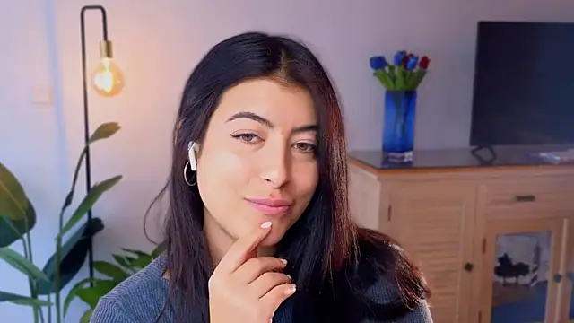 anabelcurvy online show from December 3, 2024, 12:38 pm