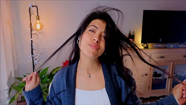 anabelcurvy online show from December 5, 2024, 1:28 pm