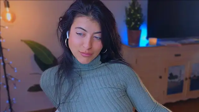 anabelcurvy online show from December 12, 2024, 7:04 pm