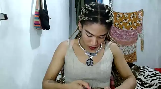 angelamarie1 online show from February 27, 2025, 11:37 pm