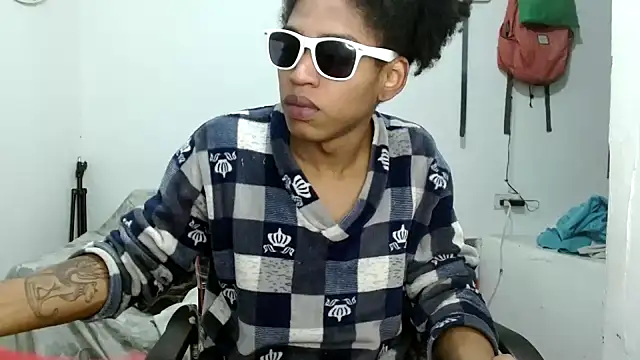 angelamarie1 online show from September 10, 2025, 10:26 am