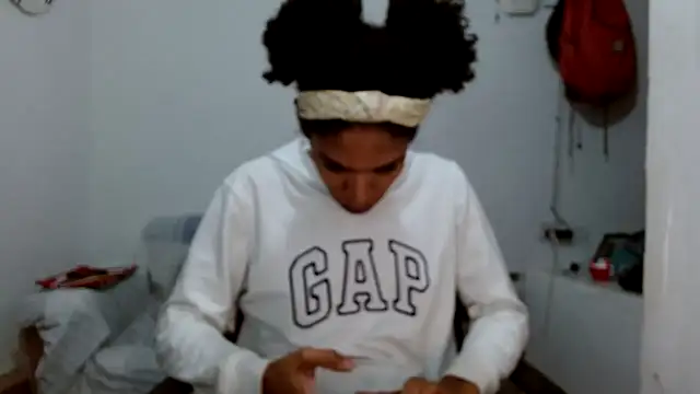 angelamarie1 online show from October 2, 2025, 3:46 am