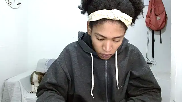 angelamarie1 online show from October 11, 2025, 10:47 am