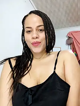 Dannacamila online show from November 22, 2025, 2:10 am