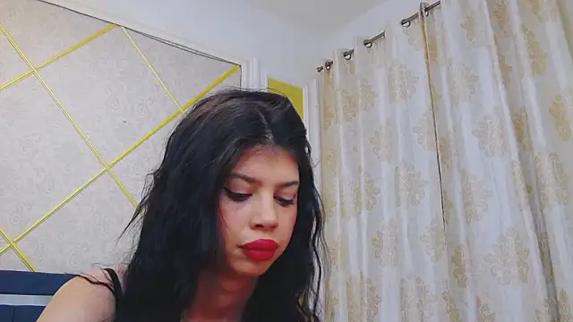 Sierra Halle online show from February 20, 2026, 4:42 am