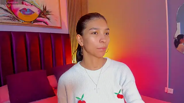 LauraAristizabal online show from February 28, 2026, 12:28 pm