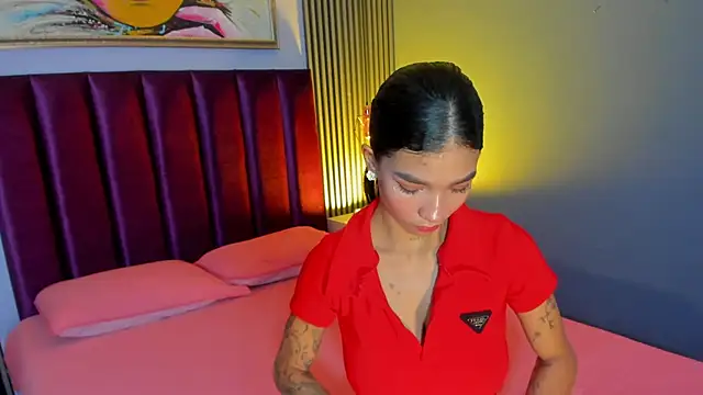 LauraAristizabal online show from March 31, 2026, 12:38 pm