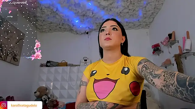 Snapshot of Karol_Green_Motorcycle chatting on January 4, 2025, 10:27 am Karol Green Motorcycle online show from January 4, 2025, 10:27 am