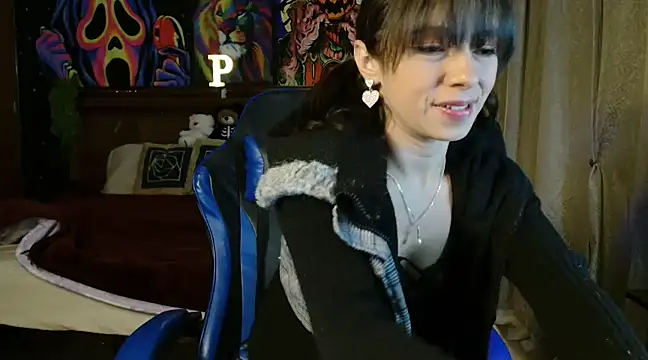 Snapshot of MINI_Petite chatting on January 17, 2025, 7:51 am MINI Petite online show from January 17, 2025, 7:51 am