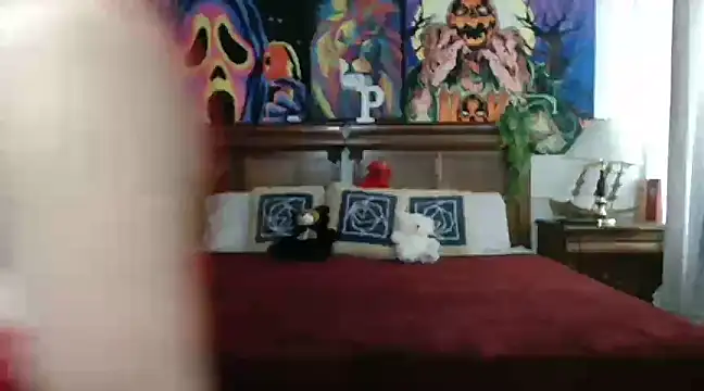 Snapshot of MINI_Petite chatting on February 5, 2025, 8:57 pm MINI Petite online show from February 5, 2025, 8:57 pm