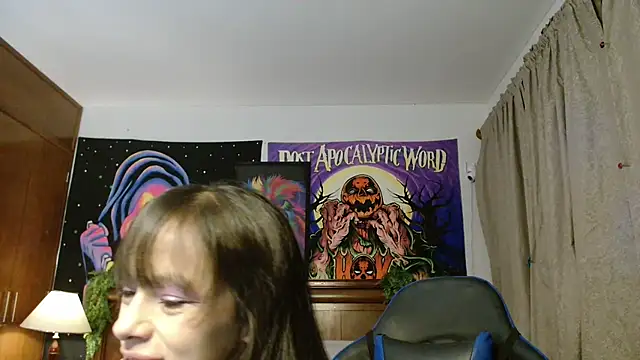 Snapshot of MINI_Petite chatting on February 18, 2025, 5:20 am MINI Petite online show from February 18, 2025, 5:20 am