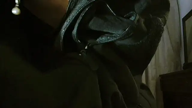 Snapshot of MINI_Petite chatting on January 19, 2026, 5:44 am MINI Petite online show from January 19, 2026, 5:44 am