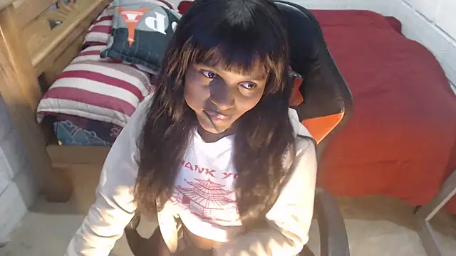 sexyjustin202 online show from October 10, 2025, 2:10 am