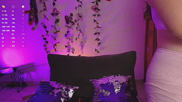 Snapshot of kittylu__ chatting on March 23, 2025, 2:26 am kittylu   online show from March 23, 2025, 2:26 am