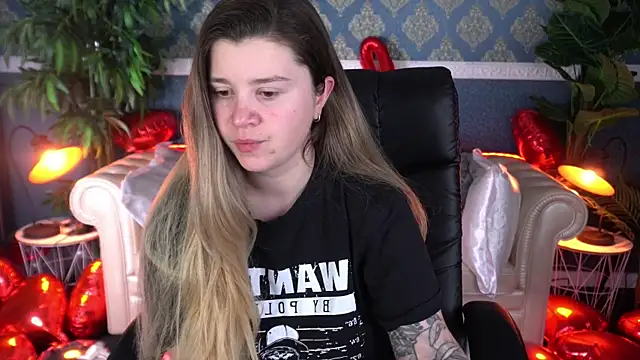 AmellyMilly online show from February 14, 2026, 1:41 pm