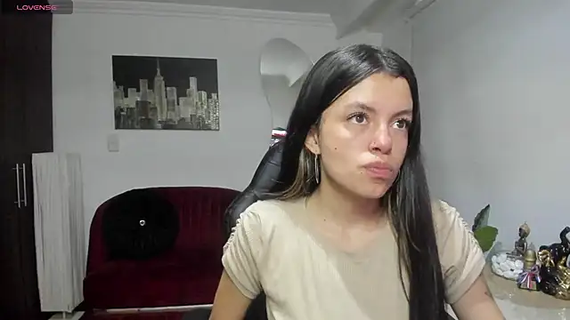 Meghan320 online show from October 3, 2025, 11:40 am