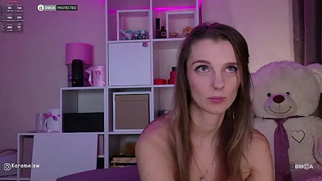 Karamelsw  online show from March 3, 2026, 7:42 pm