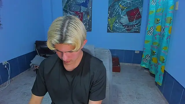 patrik 027 online show from November 15, 2025, 7:32 pm