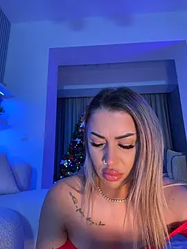 KirstieVegas online show from December 4, 2025, 6:27 pm