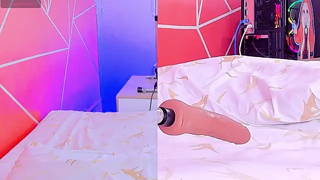 shiinobu kocho online show from March 21, 2025, 1:34 am