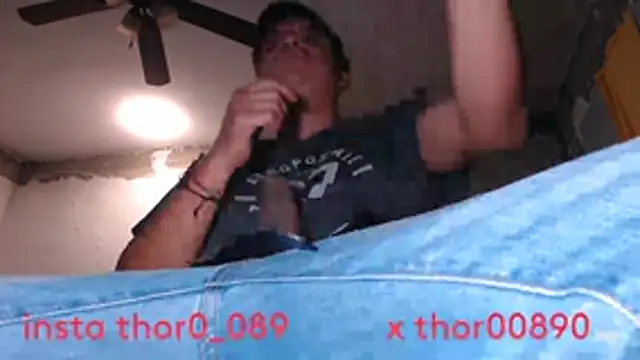 thor000089 online show from November 3, 2025, 1:08 am