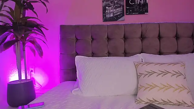 Stefhanyblow online show from February 27, 2025, 12:54 am