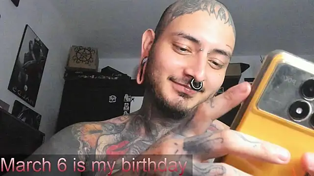 Snapshot of DEATHINK666XX chatting on March 5, 2025, 1:10 am DEATHINK666XX online show from March 5, 2025, 1:10 am