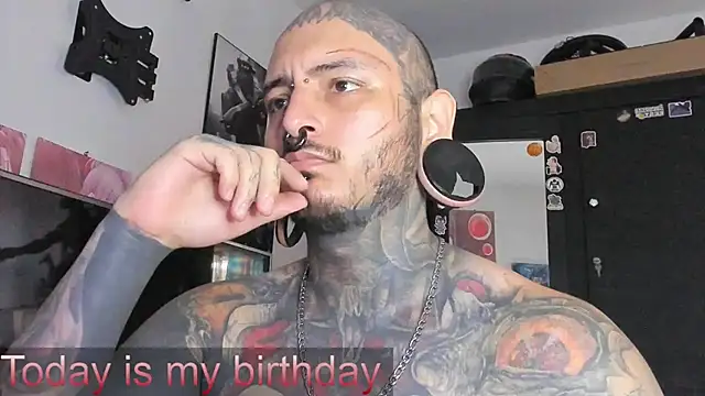 Snapshot of DEATHINK666XX chatting on March 7, 2025, 5:28 pm DEATHINK666XX online show from March 7, 2025, 5:28 pm