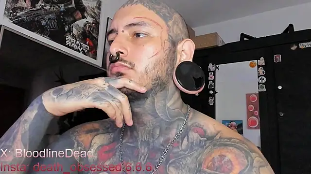 Snapshot of DEATHINK666XX chatting on March 15, 2025, 4:43 pm DEATHINK666XX online show from March 15, 2025, 4:43 pm