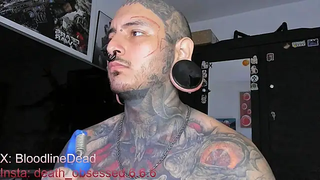 Snapshot of DEATHINK666XX chatting on March 16, 2025, 6:12 pm DEATHINK666XX online show from March 16, 2025, 6:12 pm