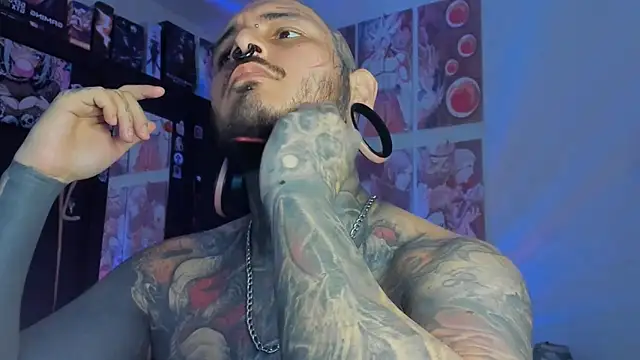 Snapshot of DEATHINK666XX chatting on October 18, 2025, 5:35 pm DEATHINK666XX online show from October 18, 2025, 5:35 pm