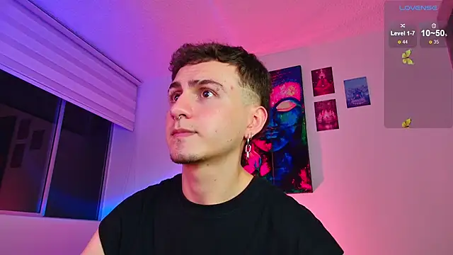 Snapshot of dimitri-bilak chatting on November 12, 2025, 2:23 am dimitri-bilak online show from November 12, 2025, 2:23 am