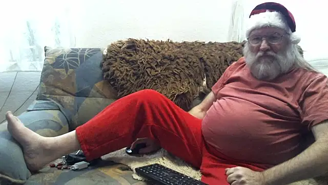 Snapshot of SexySantaC chatting on December 31, 2024, 6:02 pm SexySantaC online show from December 31, 2024, 6:02 pm