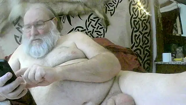 Snapshot of SexySantaC chatting on January 3, 2025, 1:58 pm SexySantaC online show from January 3, 2025, 1:58 pm