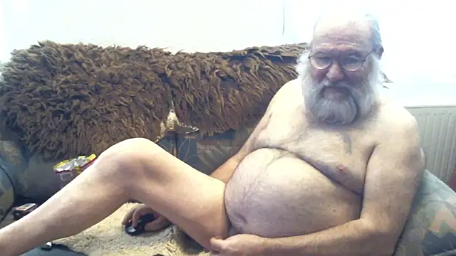 Snapshot of SexySantaC chatting on January 8, 2025, 7:55 am SexySantaC online show from January 8, 2025, 7:55 am