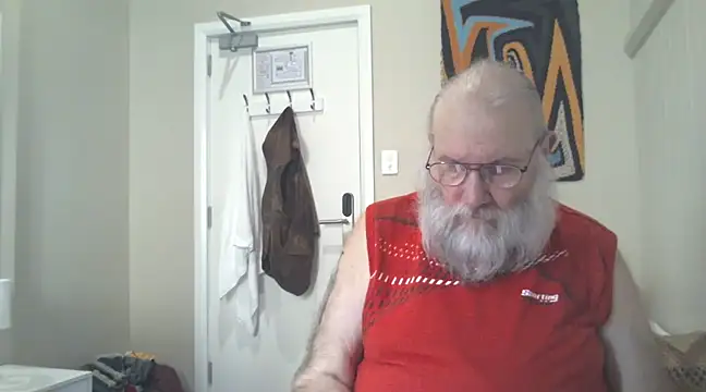 Snapshot of SexySantaC chatting on March 11, 2025, 4:54 am SexySantaC online show from March 11, 2025, 4:54 am
