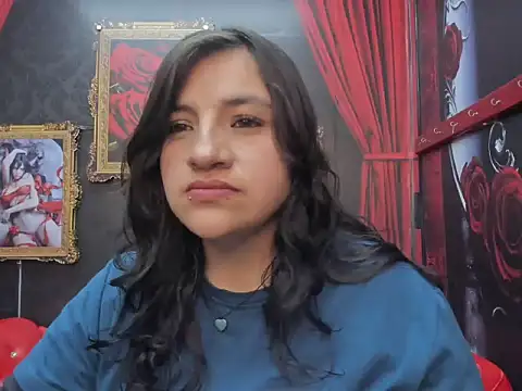 AmaiaDavies online show from December 5, 2024, 1:47 am