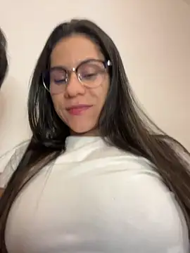 Reggie-Liam online show from December 13, 2024, 11:39 pm