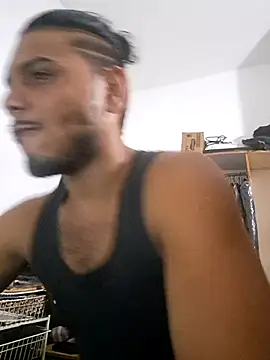 Snapshot of apolodiosgriego chatting on October 2, 2025, 11:45 pm apolodiosgriego online show from October 2, 2025, 11:45 pm